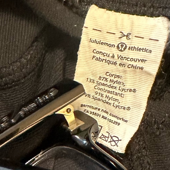 Lululemon Women’s Running Black Ponytail Beanie Hat . - Picture 4 of 4